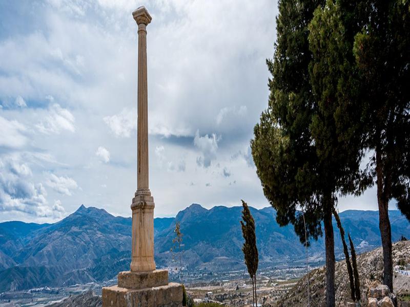 Column, mountains, landscape – Almería, Andalucía | Andaluciatours