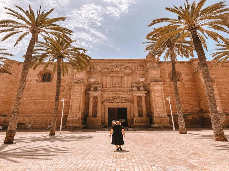 Plaza, palm trees, building – Almería, Andalucía | Andaluciatours