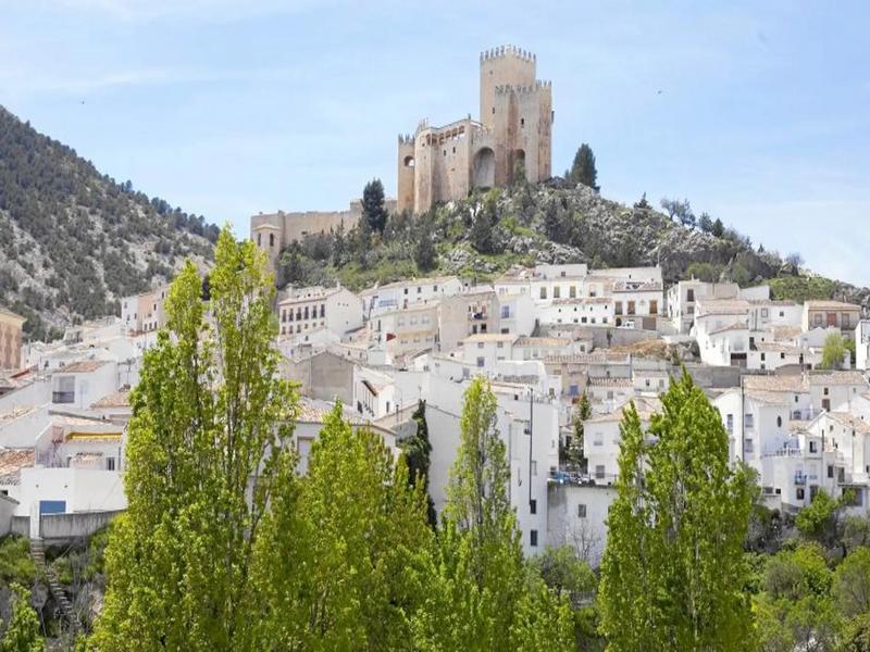 Castle, town, hilltop – Alpujarra Almeriense, Almería province, Andalucía | Andaluciatours