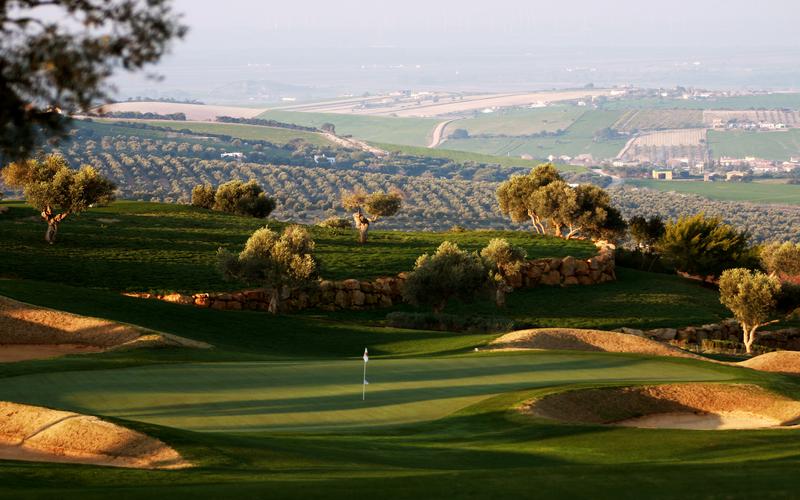 Benalup Golf & Country Club in La Janda, Cádiz — discover it with Andaluciatours.
