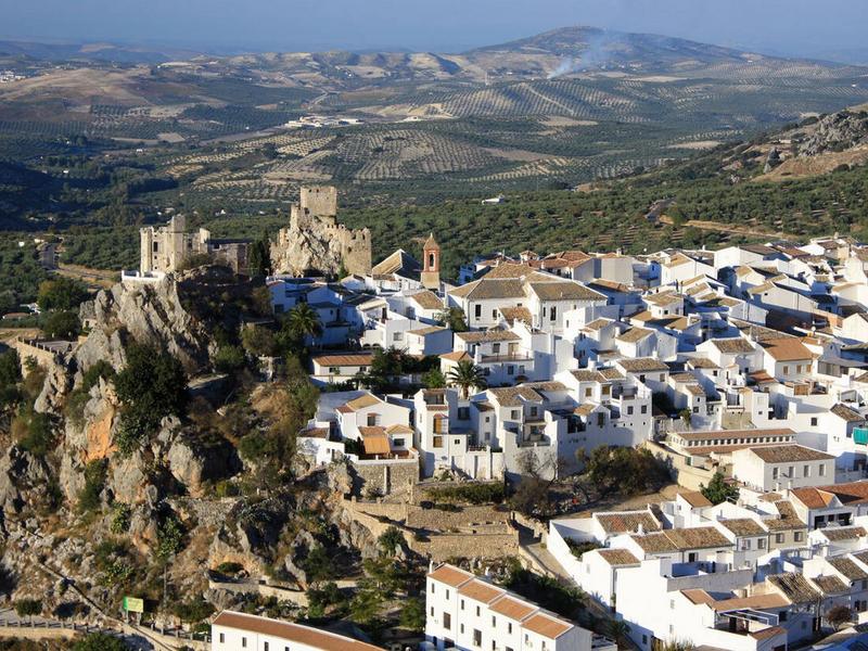 Castle, hilltop village, spanish architecture – Córdoba, Córdoba province, Andalucía | Andaluciatours