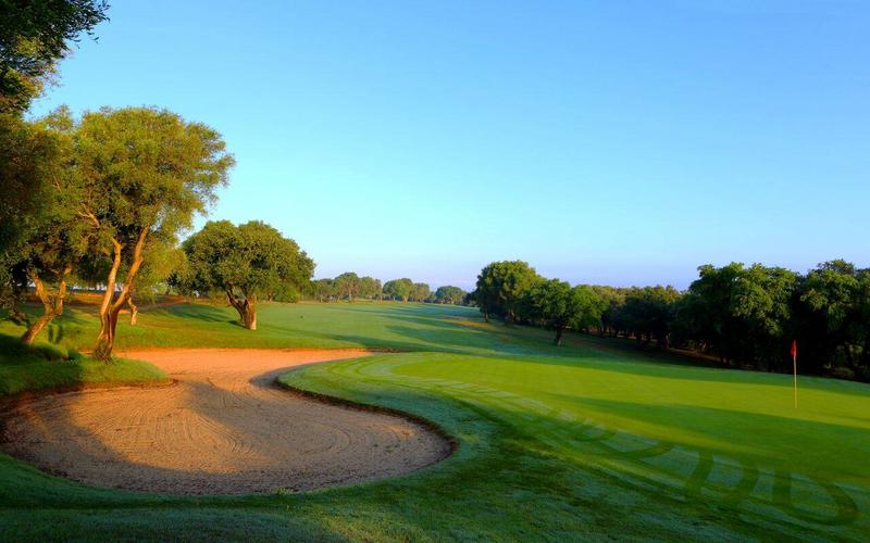 Golf course, green, trees – Dehesa Montenmedio Golf & Country Club, La Janda, Cádiz | AndaluciaTours