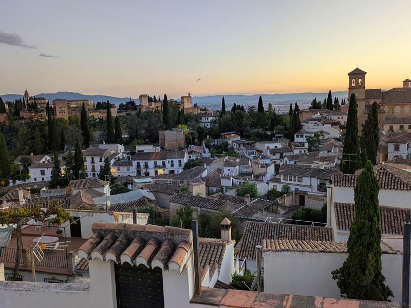 Town, sunset, mountains – Granada, Andalucía | Andaluciatours