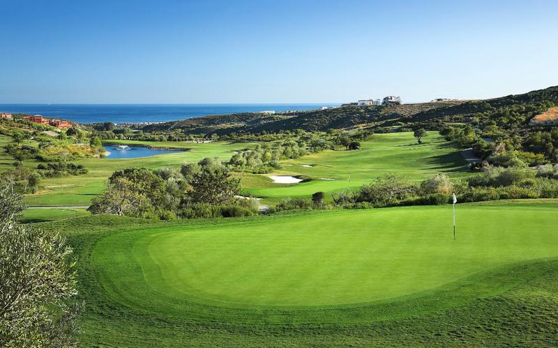 Golf course, green, sunny – Higuerón Marbella Golf Resort, Costa del Sol, Málaga | AndaluciaTours