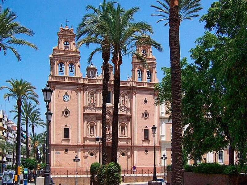 Towers, palm trees, architecture – Huelva, Andalucía | Andaluciatours
