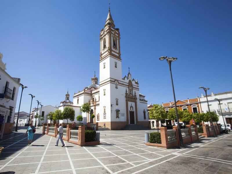 Town square, architecture, blue sky – Huelva, Andalucía | Andaluciatours