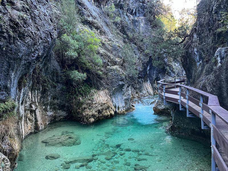 Stream, rocks, walkway – Jaén, Andalucía | Andaluciatours