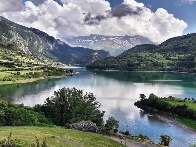 Lake, mountains, landscape – Loja, Granada province, Andalucía | Andaluciatours