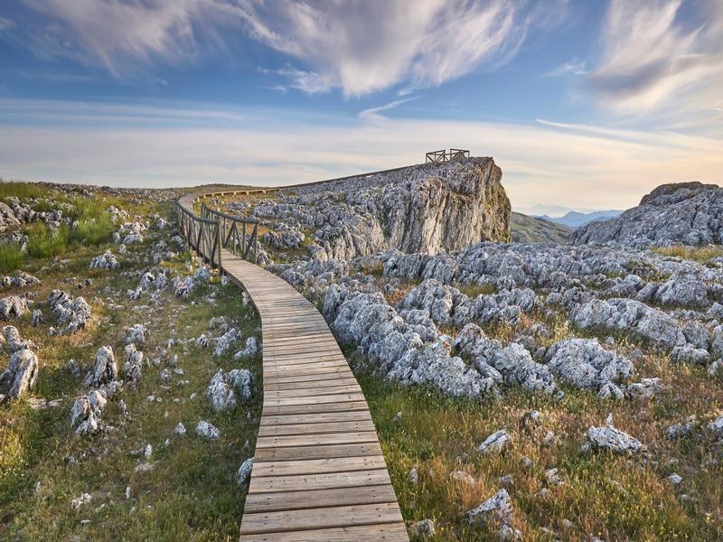 Pathway, rocky landscape, cliff – Loja, Granada province, Andalucía | Andaluciatours