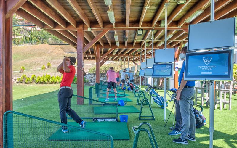 Golf, driving range, Toptracer – Magna Golf Marbella, Costa del Sol, Málaga | AndaluciaTours