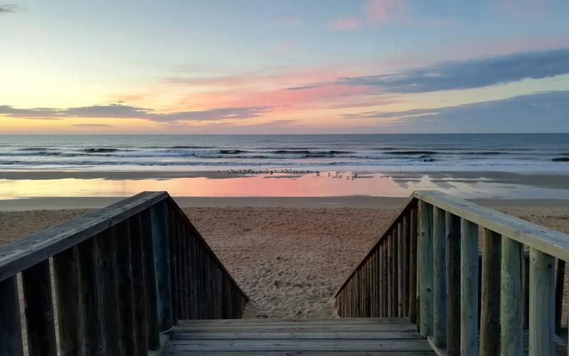 Beach, sunrise, ocean – Playa Islantilla, Costa Occidental, Huelva | Andaluciatours
