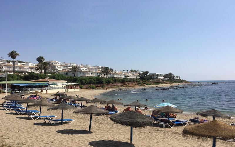 Playa de La Rada in Costa del Sol, Málaga — discover it with Andaluciatours.