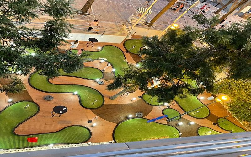 Mini golf, putting, fun – QuizyGolf Mini Golf Marbella, Costa del Sol, Málaga | AndaluciaTours