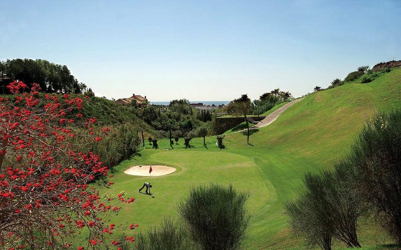 Golf course, green, trees – Tramores Golf Club, Costa del Sol, Málaga | Andaluciatours